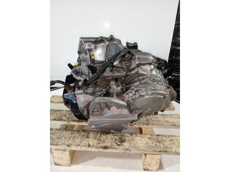 Recambio de caja cambios para volvo s60 berlina 2.4 d referencia OEM IAM 5550SN 8667365 03AV5595577 AUTOMATICO