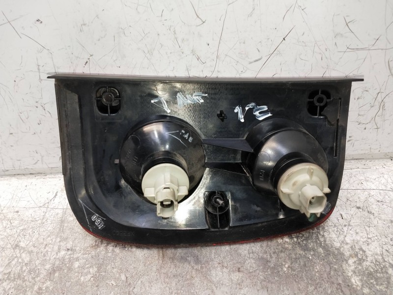 Recambio de piloto trasero izquierdo para land rover freelander referencia OEM IAM FXV500  
