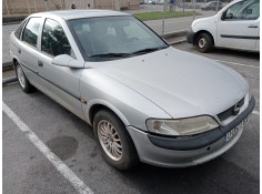 opel vectra b berlina del año 1997