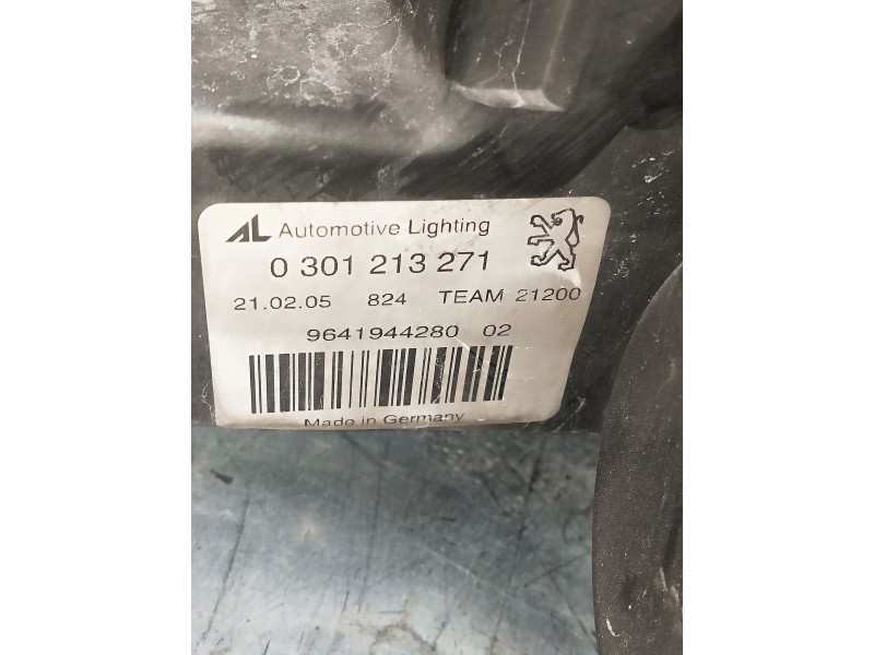 Recambio de faro izquierdo para peugeot 407 sw st confort pack referencia OEM IAM 0301213271 1307329095 9641944280