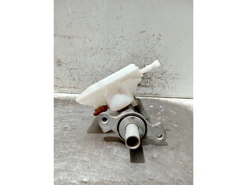 Recambio de bomba freno para opel corsa f referencia OEM IAM A005P990 32672071 