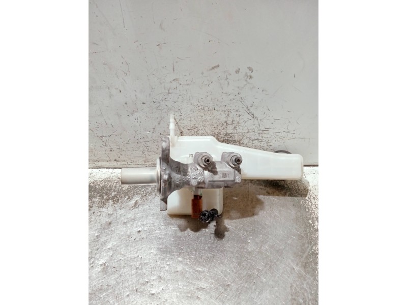 Recambio de bomba freno para opel corsa f referencia OEM IAM A005P990 32672071 