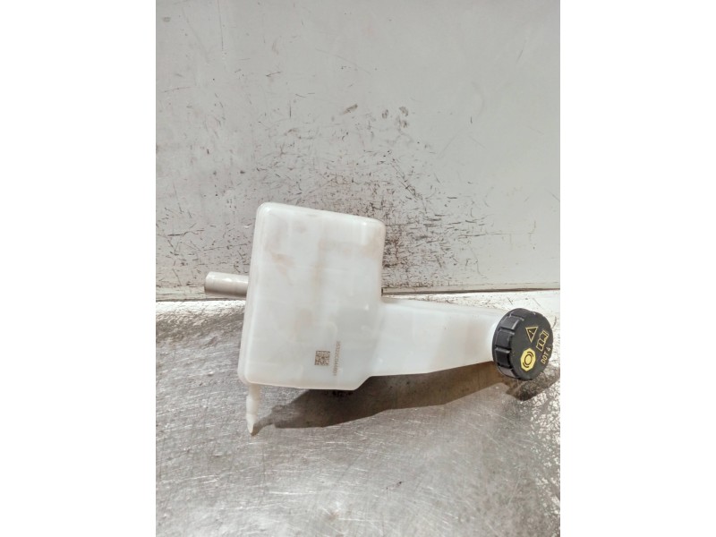 Recambio de bomba freno para opel corsa f referencia OEM IAM A005P990 32672071 