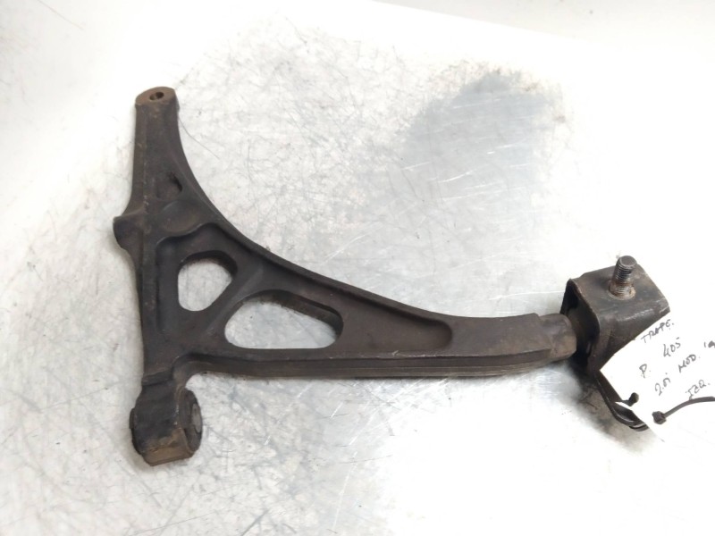 Recambio de brazo suspension inferior delantero izquierdo para peugeot 405 berlina referencia OEM IAM    Recambio de brazo suspension inferior delantero izquierdo para peugeot 405 berlina referencia OEM IAM