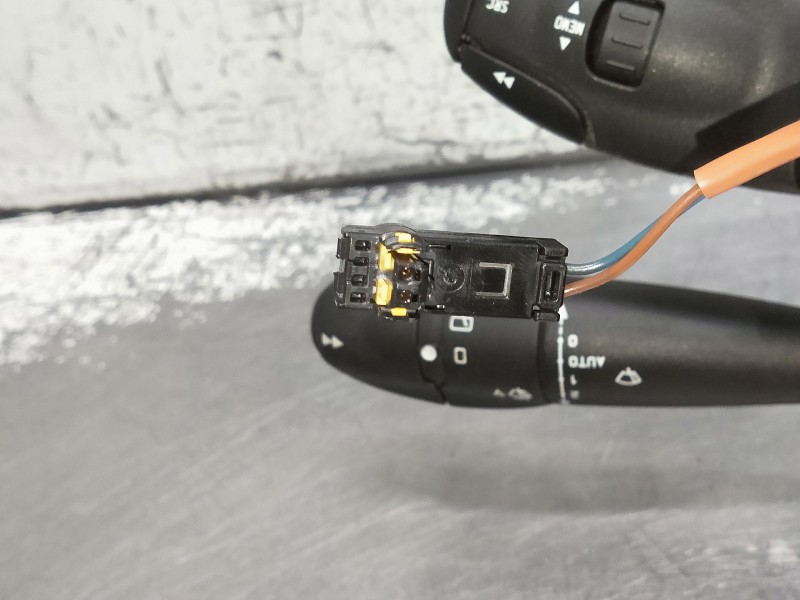 Recambio de mando luces para peugeot 407 sw st confort pack referencia OEM IAM 96476537XT  