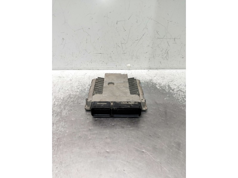 Recambio de centralita motor uce para seat leon (1p1) referencia OEM IAM 03G906018 5WP45632AC 