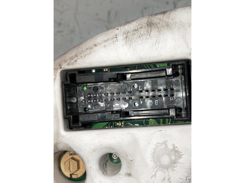 Recambio de cuadro instrumentos para mercedes clase m (w163) referencia OEM IAM A1635403011 1621123779219 