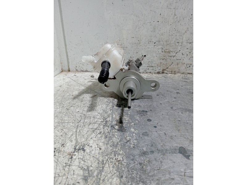 Recambio de bomba freno para renault zoe referencia OEM IAM 0204720867  