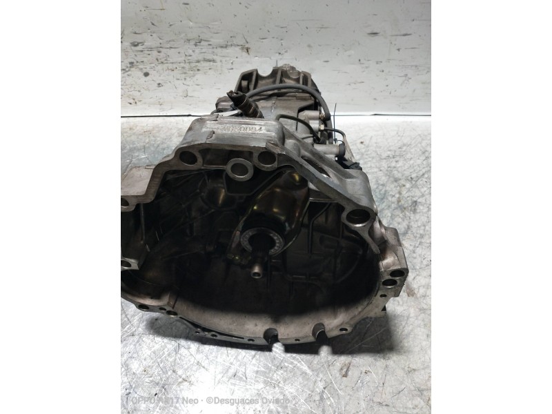 Recambio de caja cambios para audi 80/90 (811/813/853) referencia OEM IAM CVB 30084 