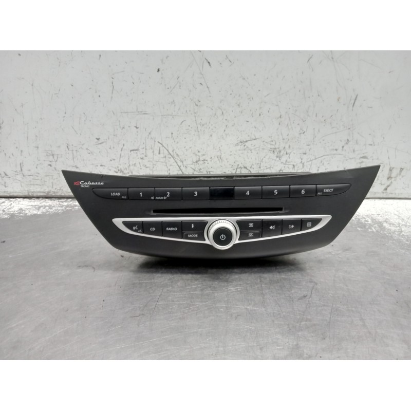 Recambio de sistema audio / radio cd para renault laguna grandtour iii 2.0 dci referencia OEM IAM 281150017R  