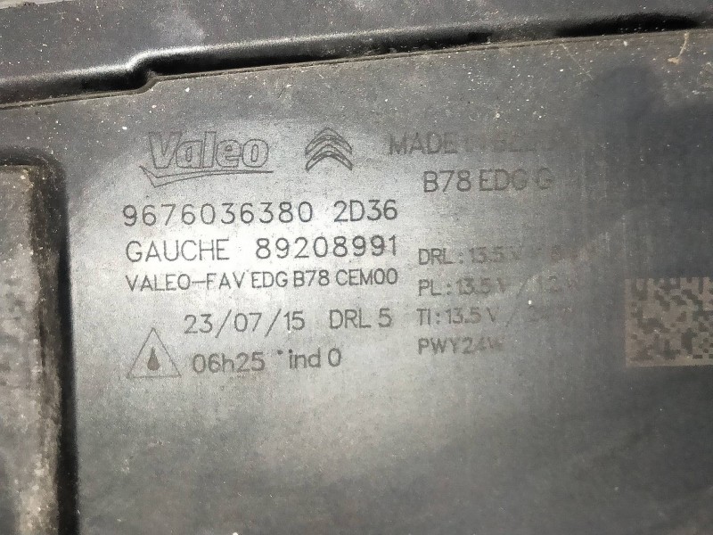 Recambio de faro derecho para citroen c4 picasso referencia OEM IAM   