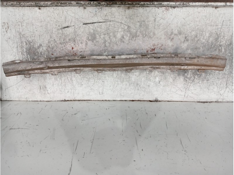 Recambio de refuerzo paragolpes delantero para audi a4 berlina (b5) 1.9 tdi referencia OEM IAM   