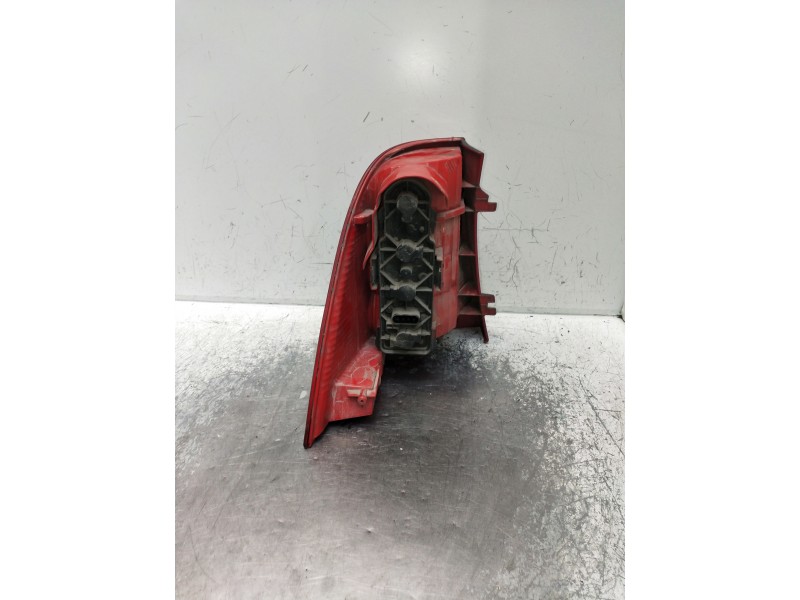 Recambio de piloto trasero derecho para mercedes clase m (w163) referencia OEM IAM A1638202064  