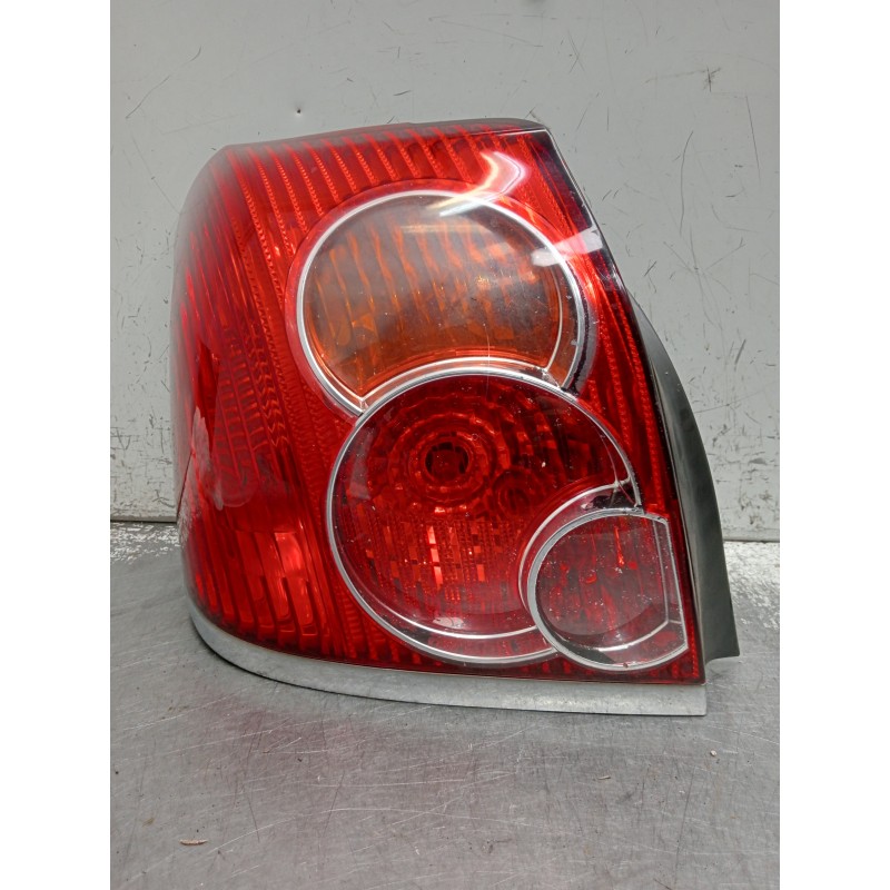 Recambio de piloto trasero izquierdo para toyota avensis berlina (t25) 2.0 d4-d executive berlina (5-ptas.) referencia OEM IAM 8