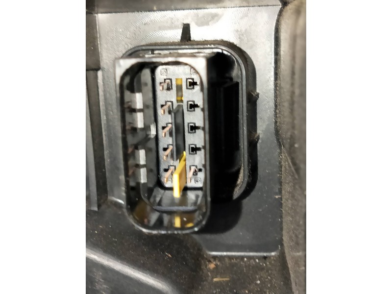 Recambio de faro izquierdo para citroen c4 picasso referencia OEM IAM 9675641880  