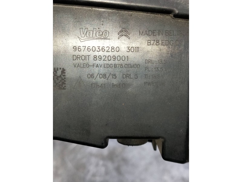 Recambio de faro izquierdo para citroen c4 picasso referencia OEM IAM 9676036280  