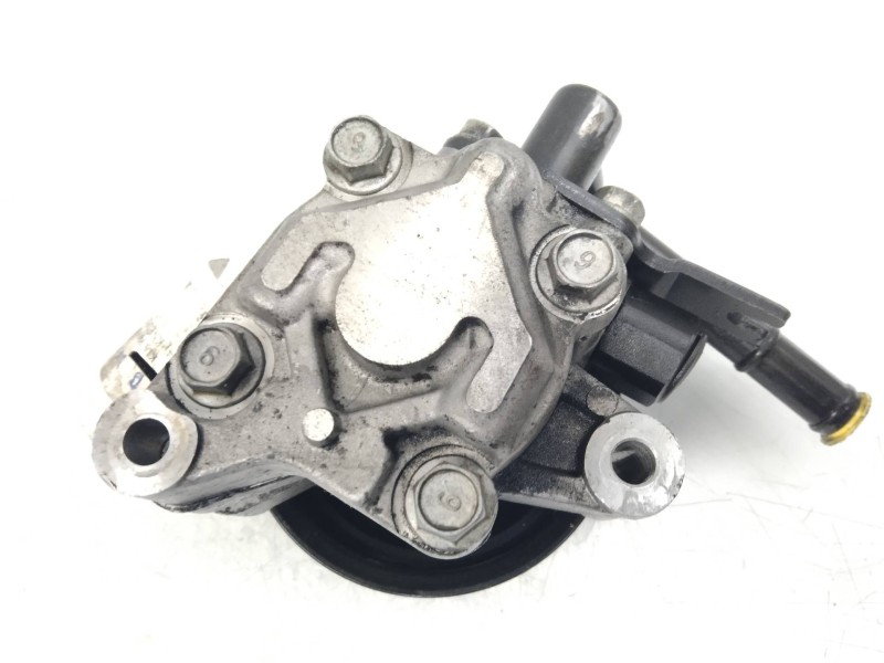Recambio de bomba direccion para kia rio 1.5 crdi referencia OEM IAM   