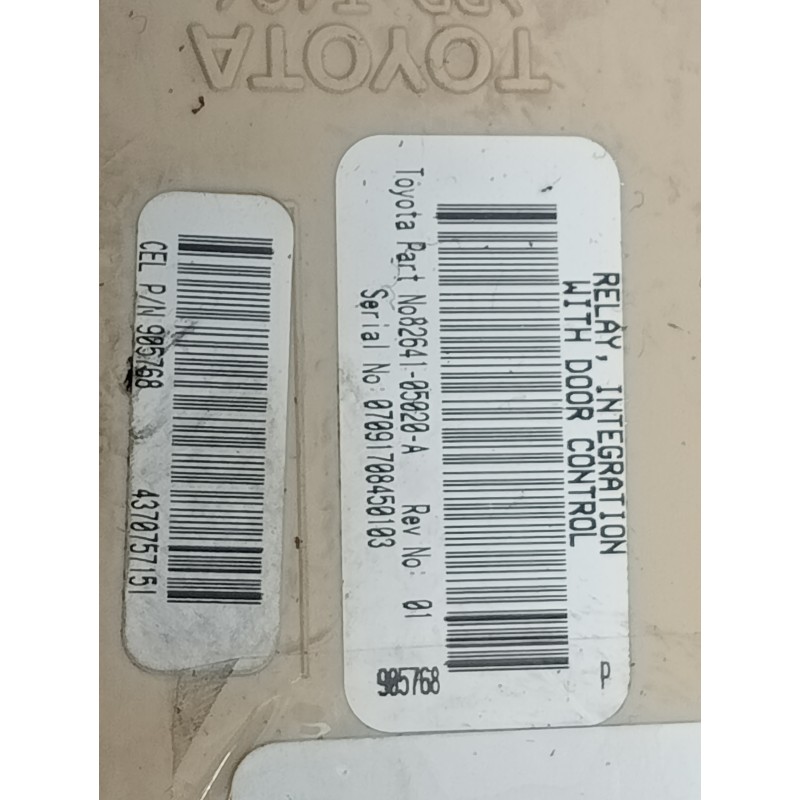 Recambio de caja reles / fusibles para toyota avensis berlina (t25) 2.0 d4-d executive berlina (5-ptas.) referencia OEM IAM 0709