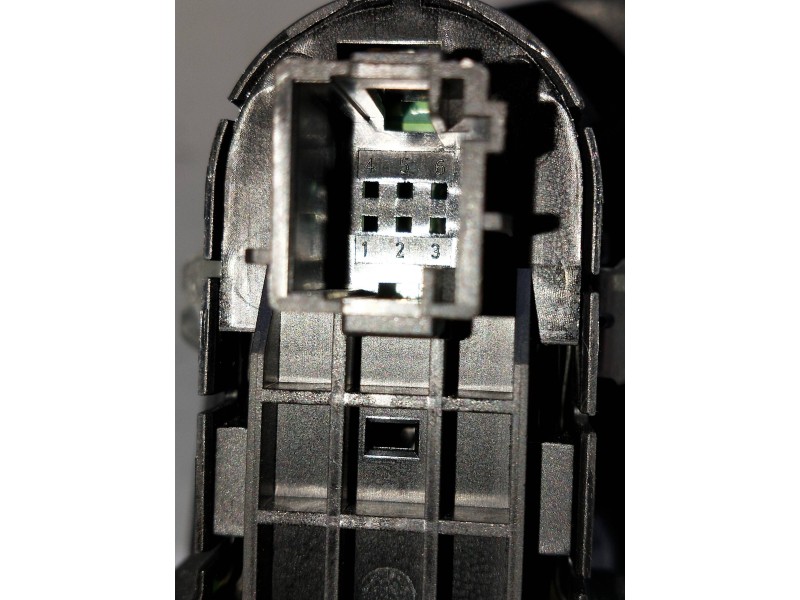 Recambio de mando elevalunas delantero izquierdo para citroen c4 picasso referencia OEM IAM 96788281ZD  5P