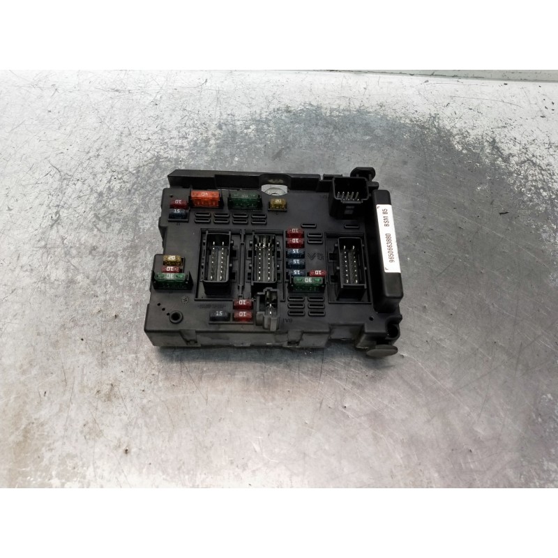 Recambio de caja reles / fusibles para peugeot 307 (s1) referencia OEM IAM 9650663880BSMB5  VER FOTOS