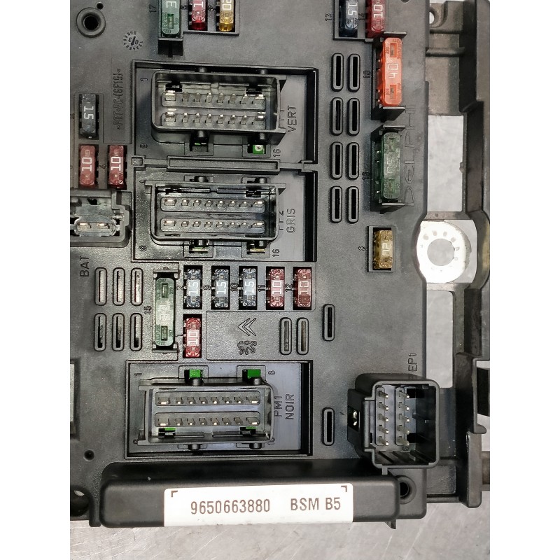 Recambio de caja reles / fusibles para peugeot 307 (s1) referencia OEM IAM 9650663880BSMB5  VER FOTOS