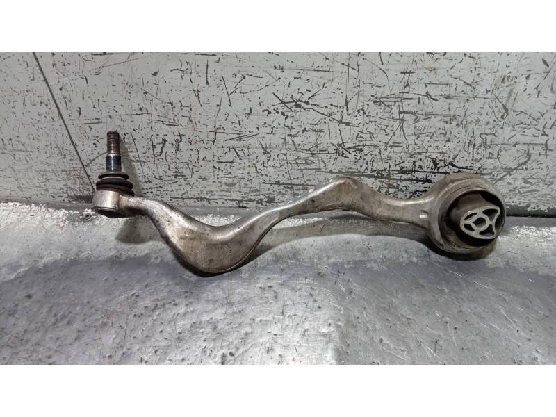 Recambio de brazo suspension inferior delantero derecho para bmw serie 3 touring (e91) 318d referencia OEM IAM   