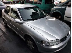opel vectra b berlina del año 1999