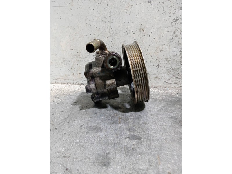 Recambio de bomba direccion para audi a4 berlina (8e) referencia OEM IAM 8E0145153  