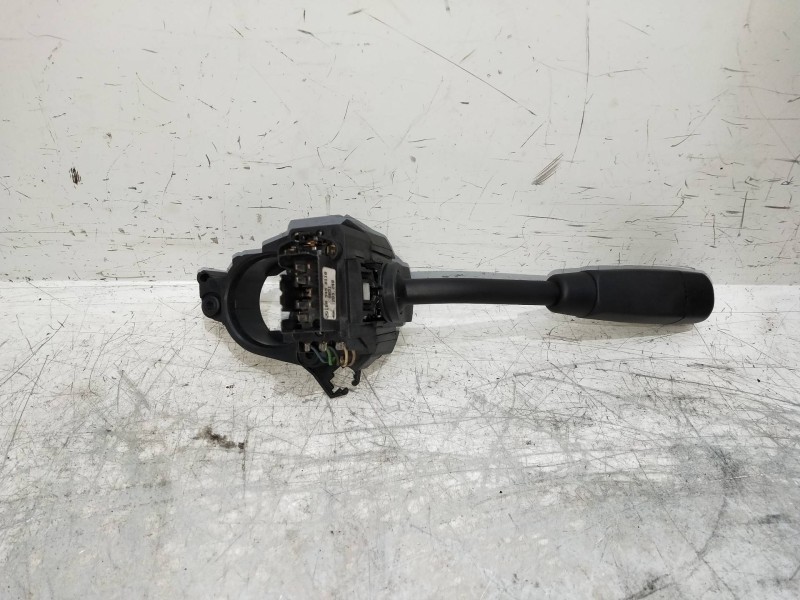 Recambio de mando limpia para mercedes vaneo (w414) furgoneta compacta referencia OEM IAM 1684540110  