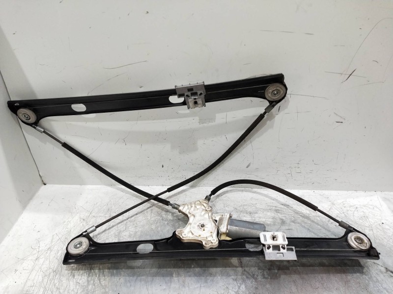 Recambio de elevalunas delantero izquierdo para mercedes vaneo (w414) furgoneta compacta referencia OEM IAM 0130821921  4P
