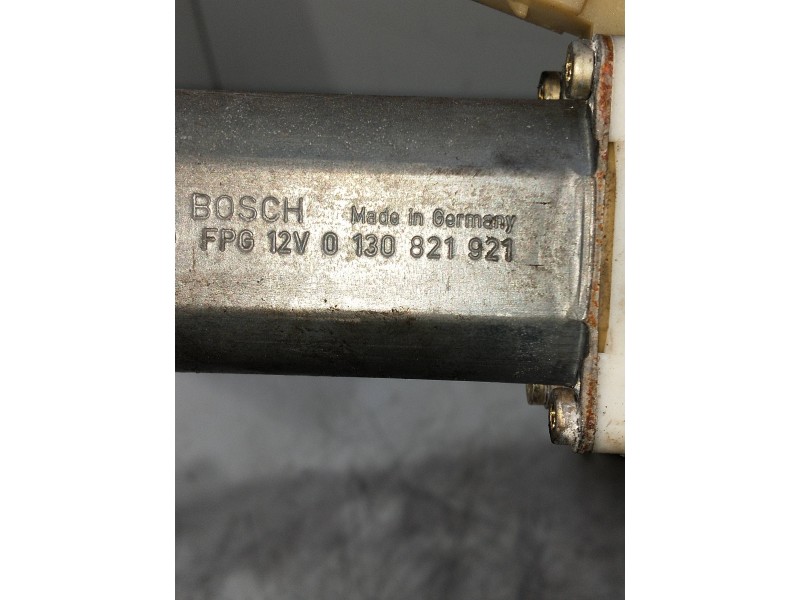 Recambio de elevalunas delantero izquierdo para mercedes vaneo (w414) furgoneta compacta referencia OEM IAM 0130821921  4P