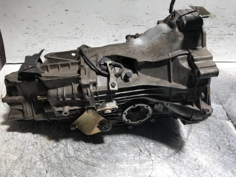 Recambio de caja cambios para audi 80 (811/813) referencia OEM IAM 1645AXA 22051  Recambio de caja cambios para audi 80 (811/813) referencia OEM IAM 1645AXA 22051