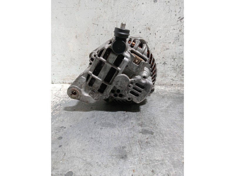Recambio de alternador para subaru legacy familiar/outback b13 (bp) referencia OEM IAM 23700AA590 A3TG4381 