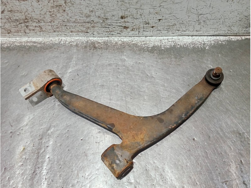 Recambio de brazo suspension inferior delantero izquierdo para citroen xsara picasso referencia OEM IAM   