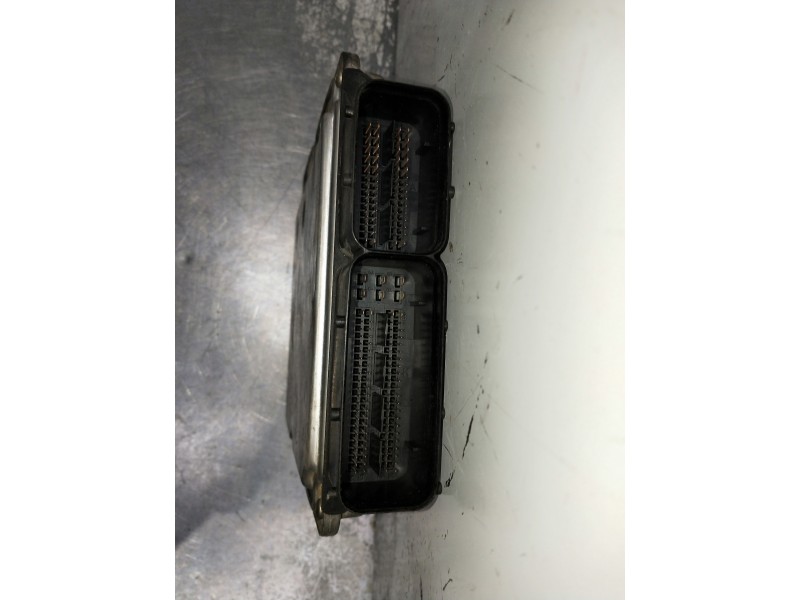 Recambio de centralita motor uce para volkswagen touareg (7la) referencia OEM IAM 0281010736 070906016D 1039S0214418650213