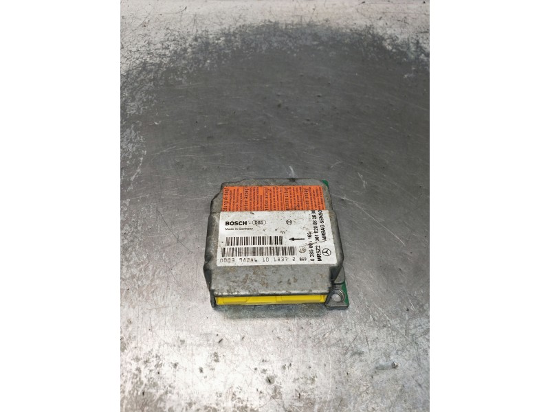 Recambio de centralita airbag para mercedes clase slk (w170) roadster referencia OEM IAM 0003982461018372869 0285001165 00182008