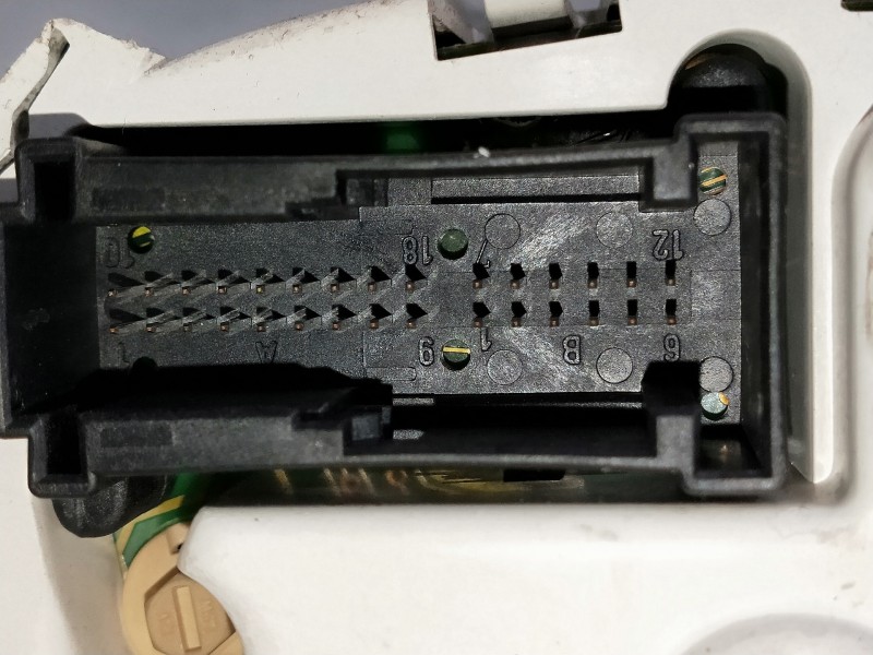 Recambio de cuadro instrumentos para mercedes clase slk (w170) roadster referencia OEM IAM 110008832019 MB1705403411 