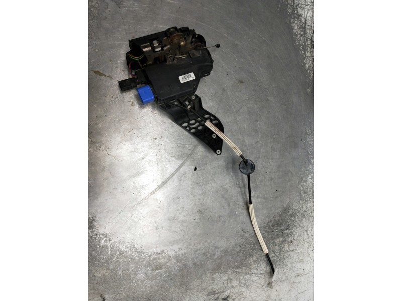 Recambio de motor cierre centralizado delantero derecho para volkswagen touareg (7la) referencia OEM IAM 3D1837016A 991625101 5P