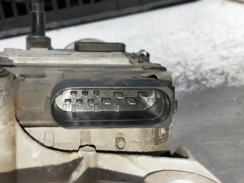 Recambio de motor limpia delantero para volkswagen touareg (7la) referencia OEM IAM 3398010008  