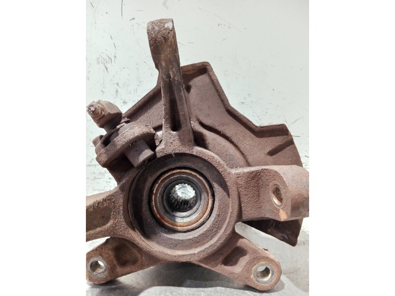 Recambio de mangueta delantera derecha para chevrolet kalos referencia OEM IAM   