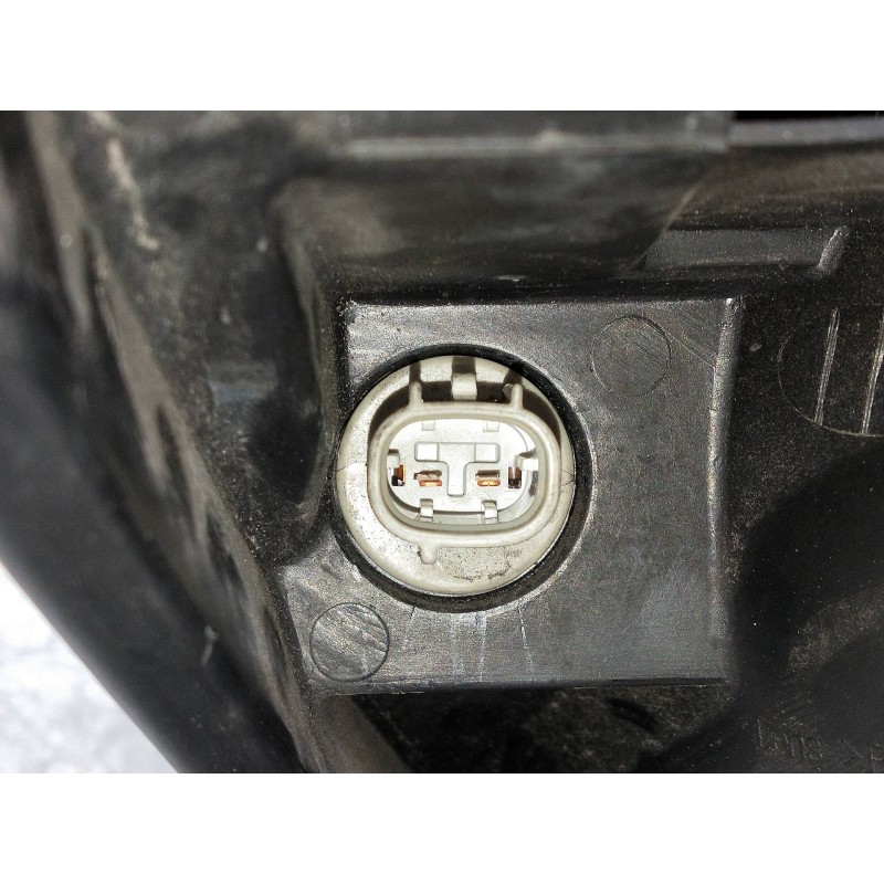 Recambio de faro izquierdo para toyota rav 4 (a2) referencia OEM IAM   PARA PULIRLO