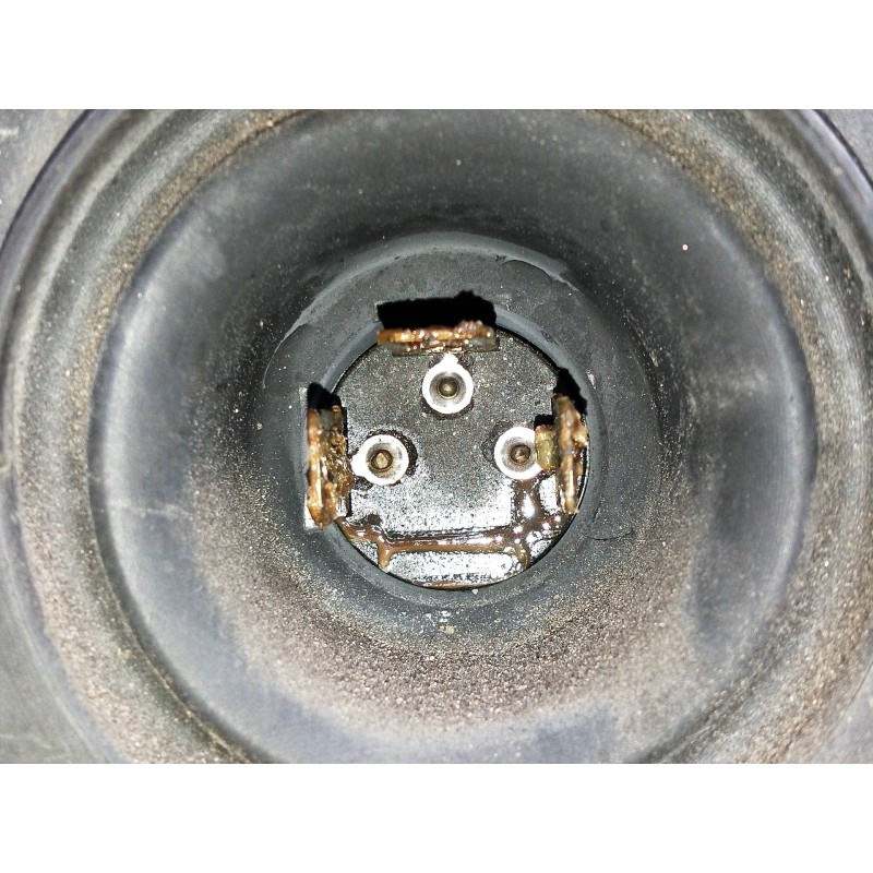 Recambio de faro izquierdo para toyota rav 4 (a2) referencia OEM IAM   PARA PULIRLO