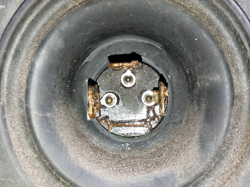 Recambio de faro izquierdo para toyota rav 4 (a2) referencia OEM IAM   PARA PULIRLO