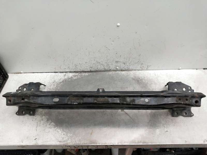 Recambio de refuerzo paragolpes delantero para volkswagen touareg (7la) referencia OEM IAM 3398010008  