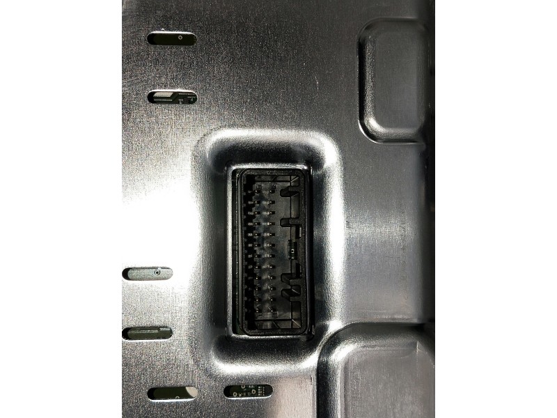 Recambio de pantalla multifuncion para renault megane iv berlina 5p referencia OEM IAM 28090974  