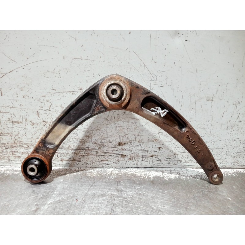 Recambio de brazo suspension inferior delantero derecho para citroen c4 coupe referencia OEM IAM   
