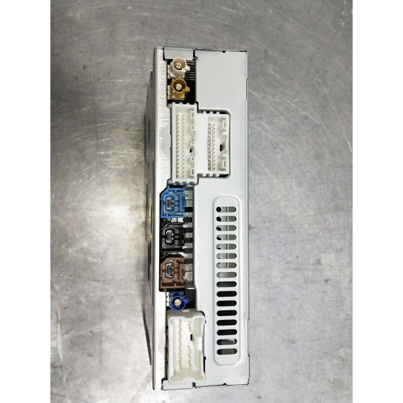 Recambio de sistema audio / radio cd para renault megane iv berlina 5p referencia OEM IAM 281151025R 410081 