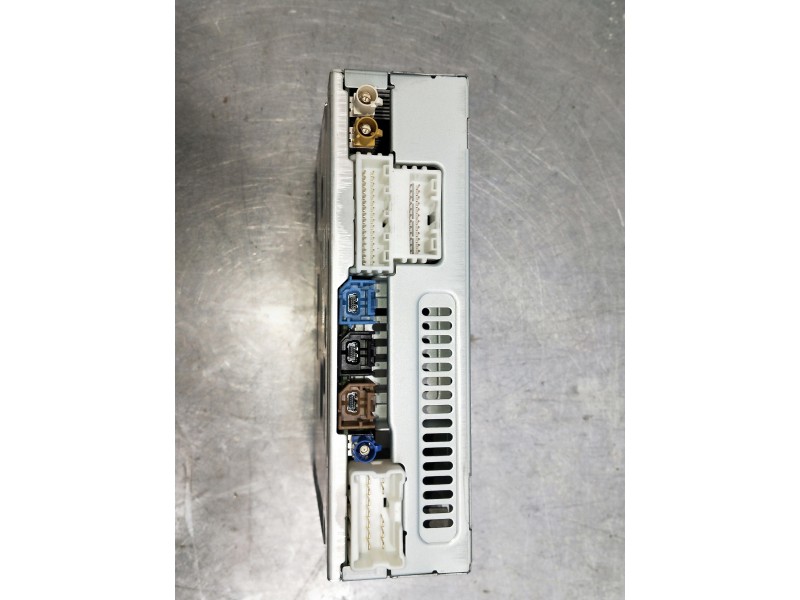 Recambio de sistema audio / radio cd para renault megane iv berlina 5p referencia OEM IAM 281151025R 410081 