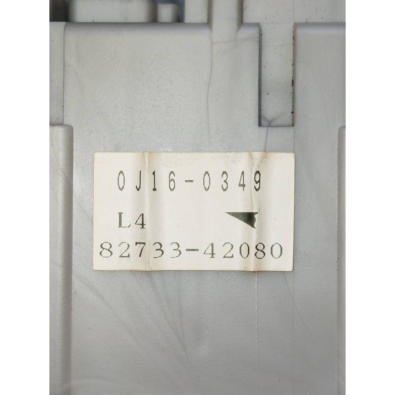 Recambio de caja reles / fusibles para toyota rav 4 (a2) referencia OEM IAM 0J160349 8273342080 