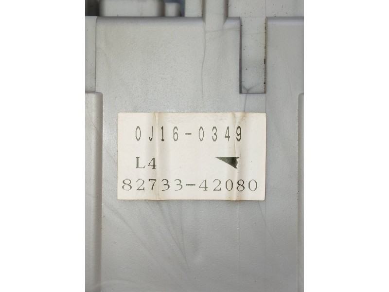 Recambio de caja reles / fusibles para toyota rav 4 (a2) referencia OEM IAM 0J160349 8273342080 